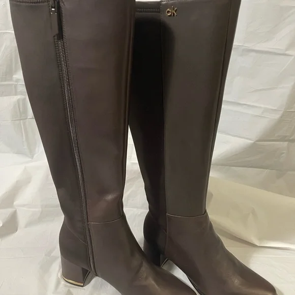 Calvin Klein women’s boots, new in box size 7 - Picture 5 of 11